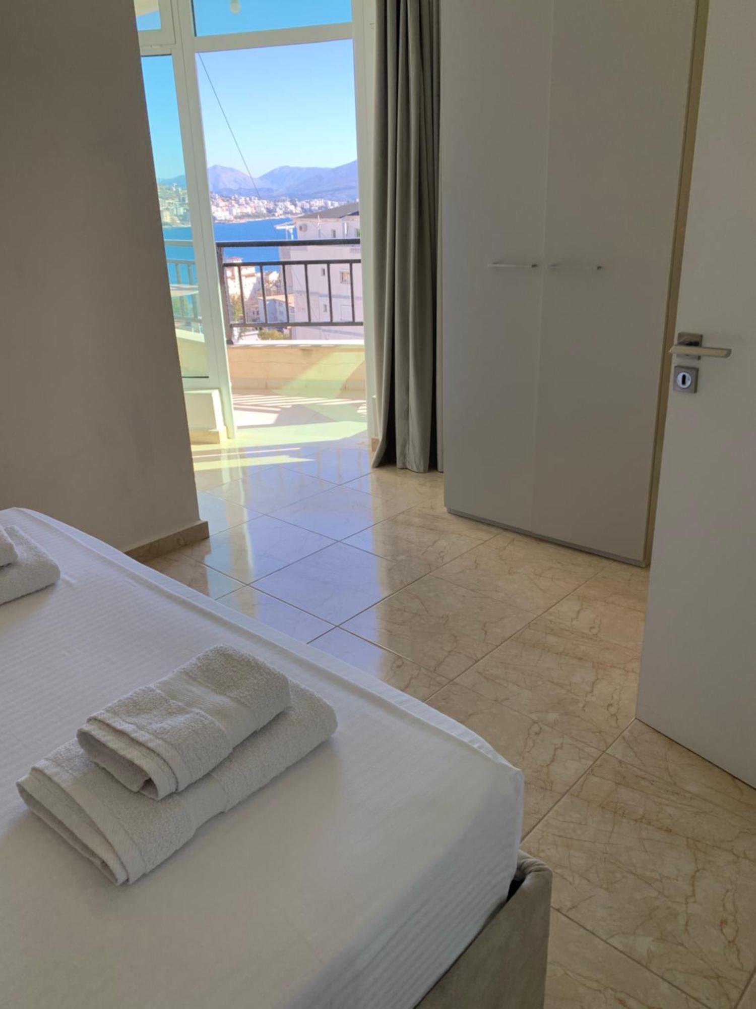 Guest - Sea Breeze Apartments Sarande Ngoại thất bức ảnh